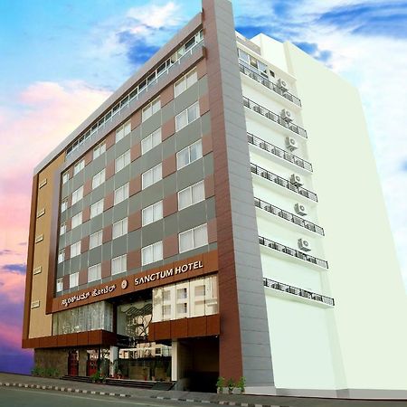 I V Sanctum Hotel Bangalore Eksteriør billede