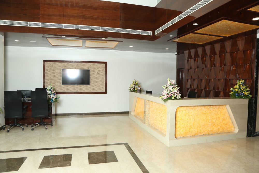 I V Sanctum Hotel Bangalore Eksteriør billede