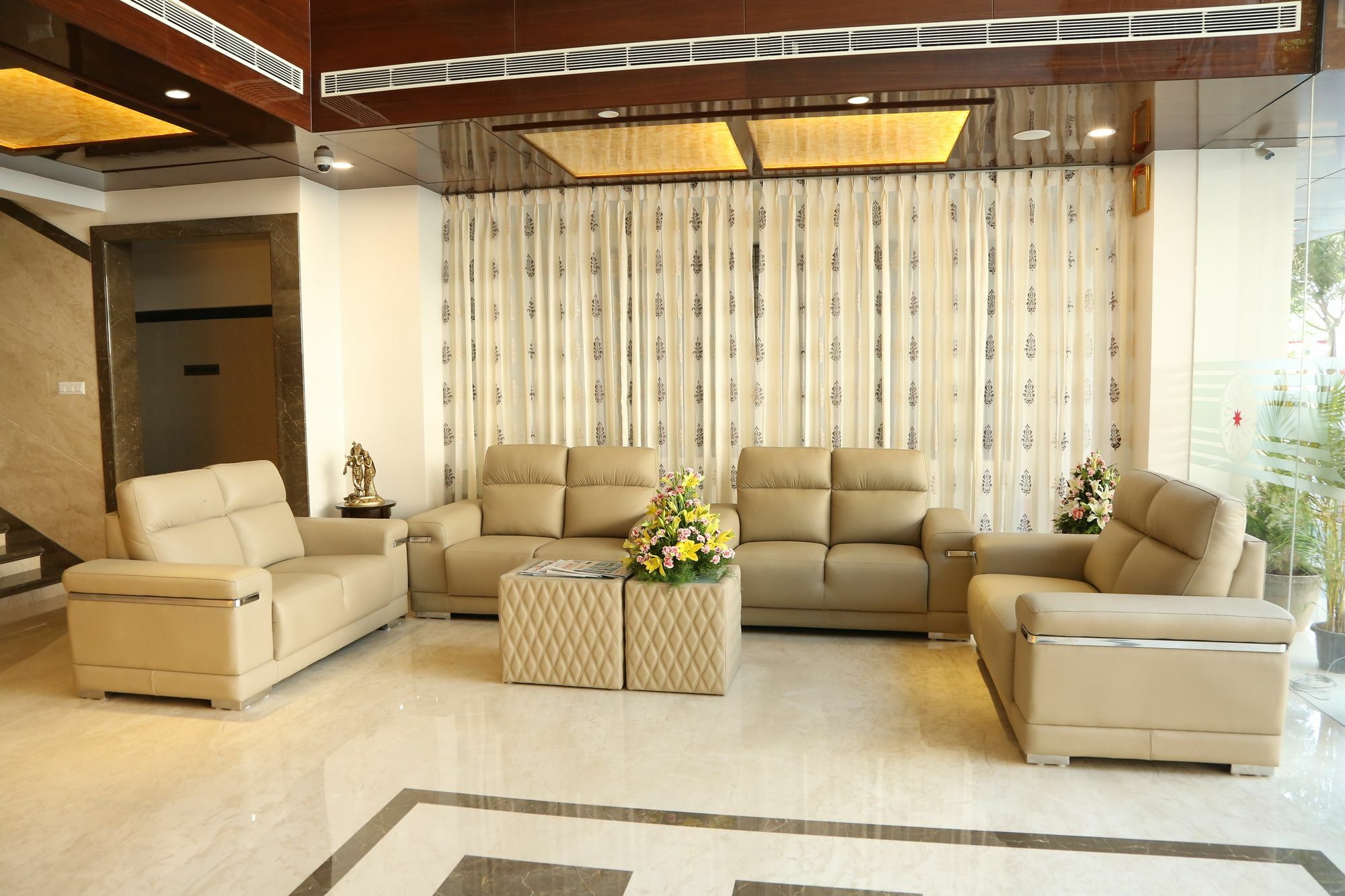 I V Sanctum Hotel Bangalore Eksteriør billede