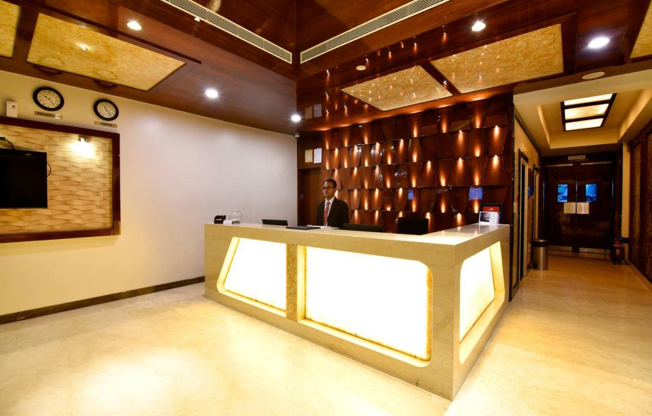 I V Sanctum Hotel Bangalore Eksteriør billede